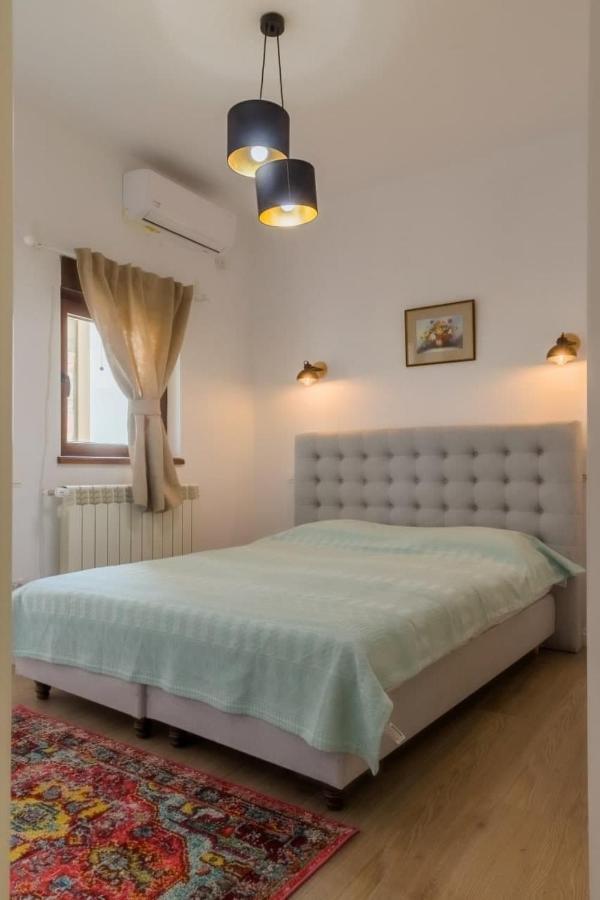 Inova Central Apartment Bucarest Exterior foto